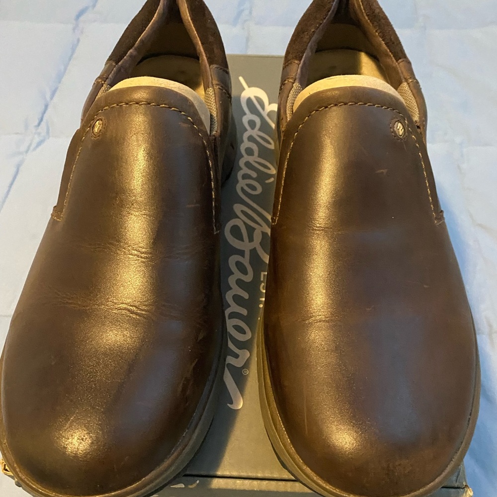 Eddie Bauer Men’s voyager slip-on size 10.5M